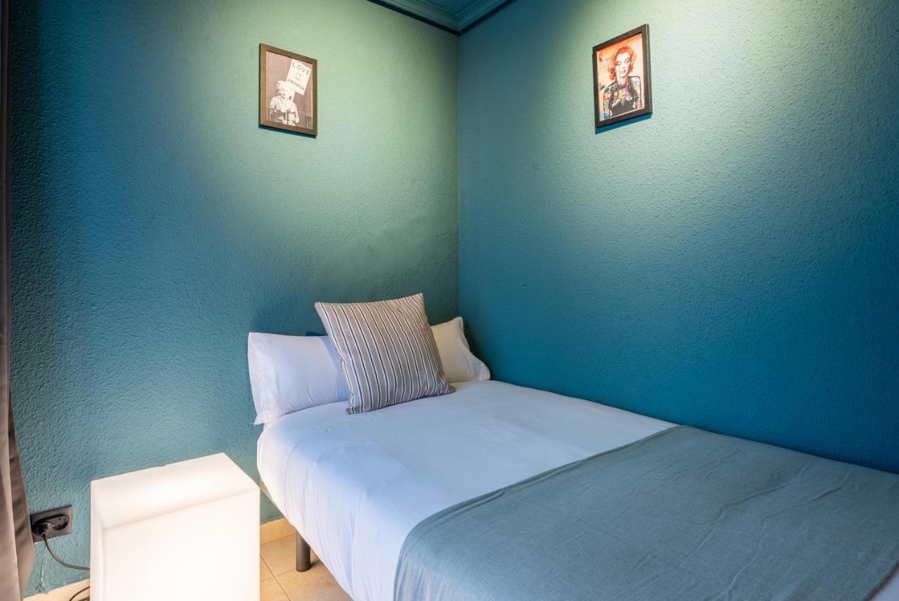 Ideal Hostel Madrid Luaran gambar