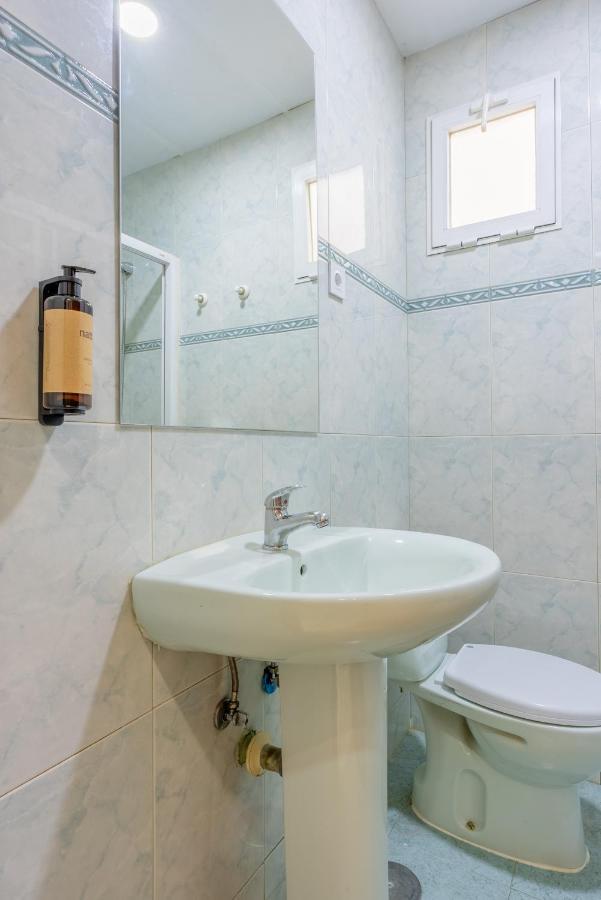 Ideal Hostel Madrid Luaran gambar