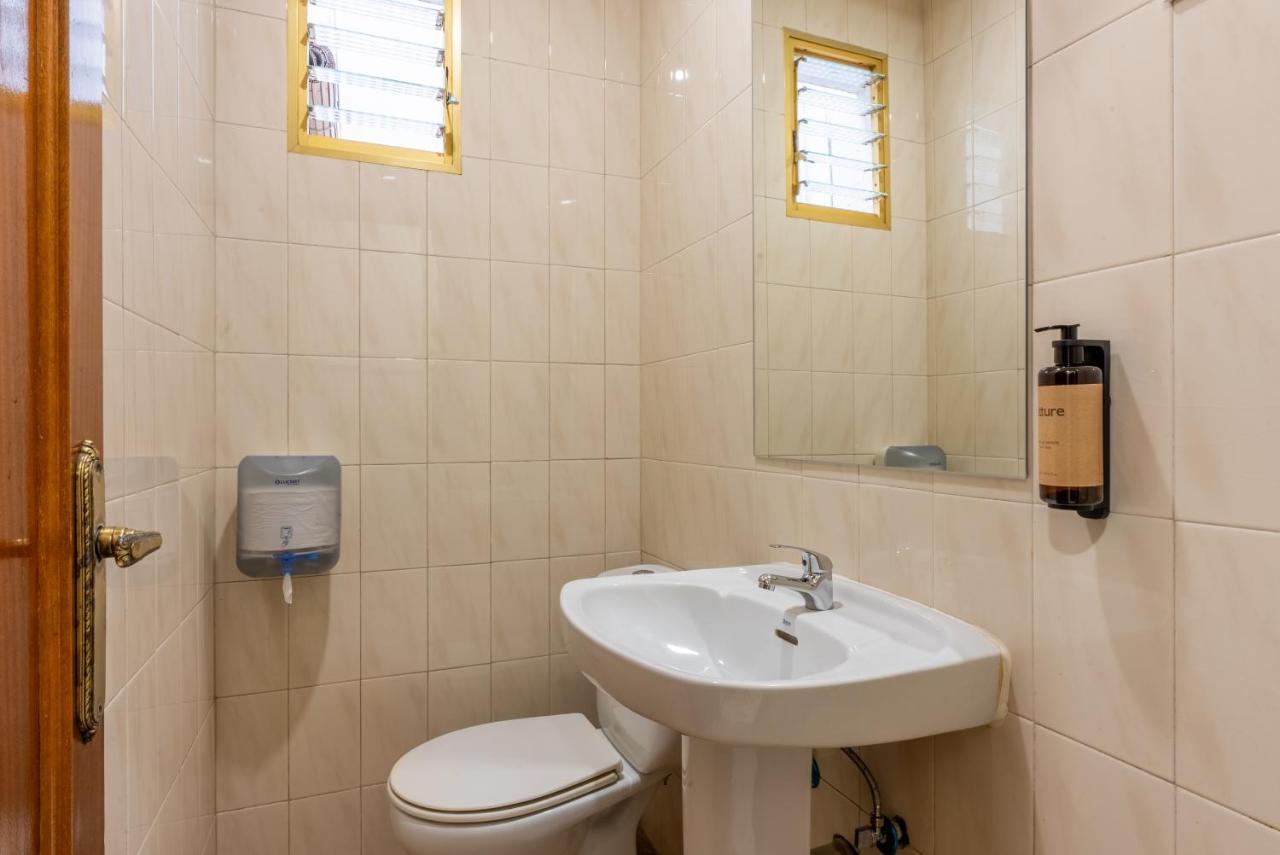 Ideal Hostel Madrid Luaran gambar
