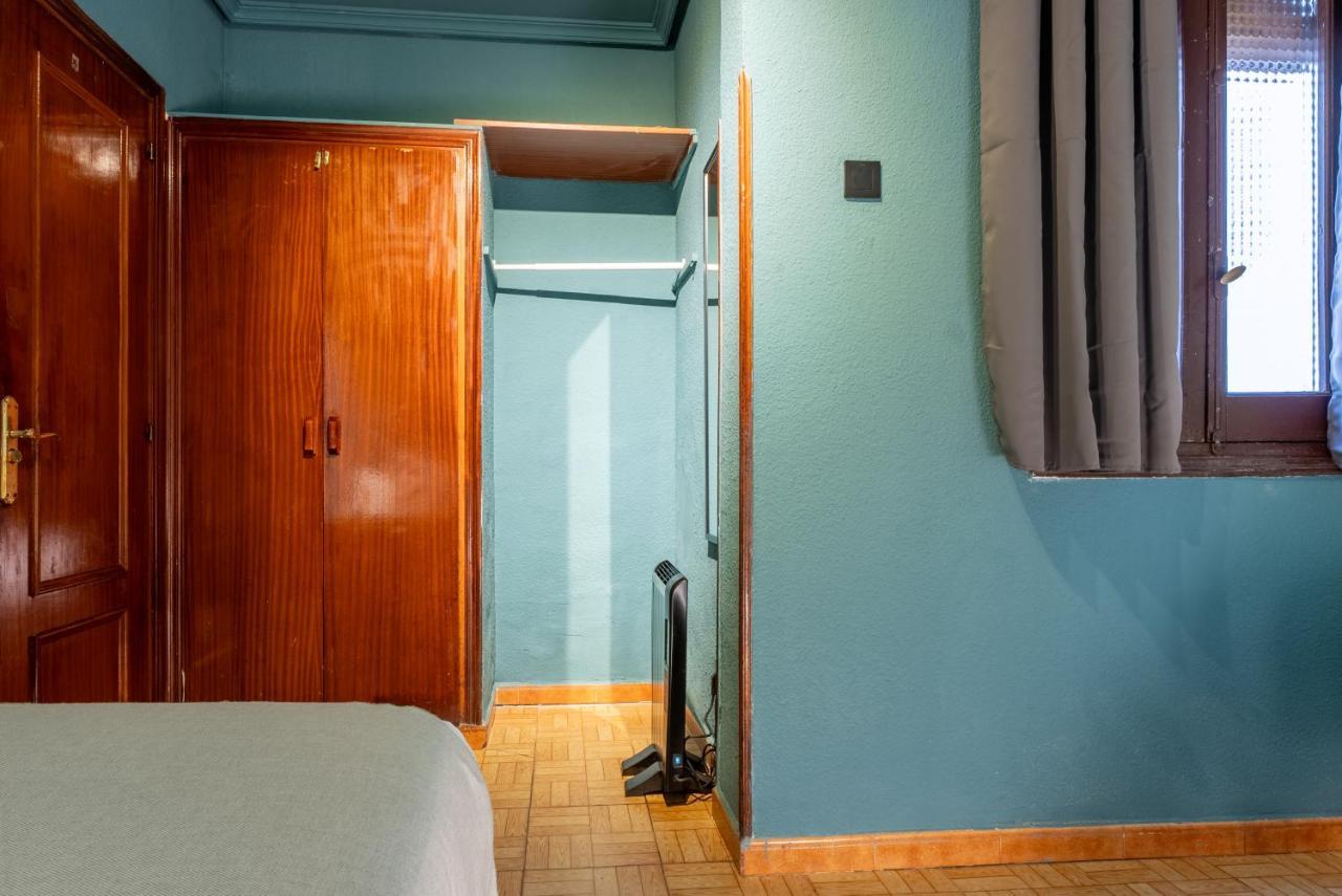 Ideal Hostel Madrid Luaran gambar