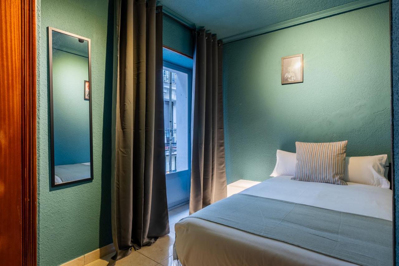 Ideal Hostel Madrid Luaran gambar