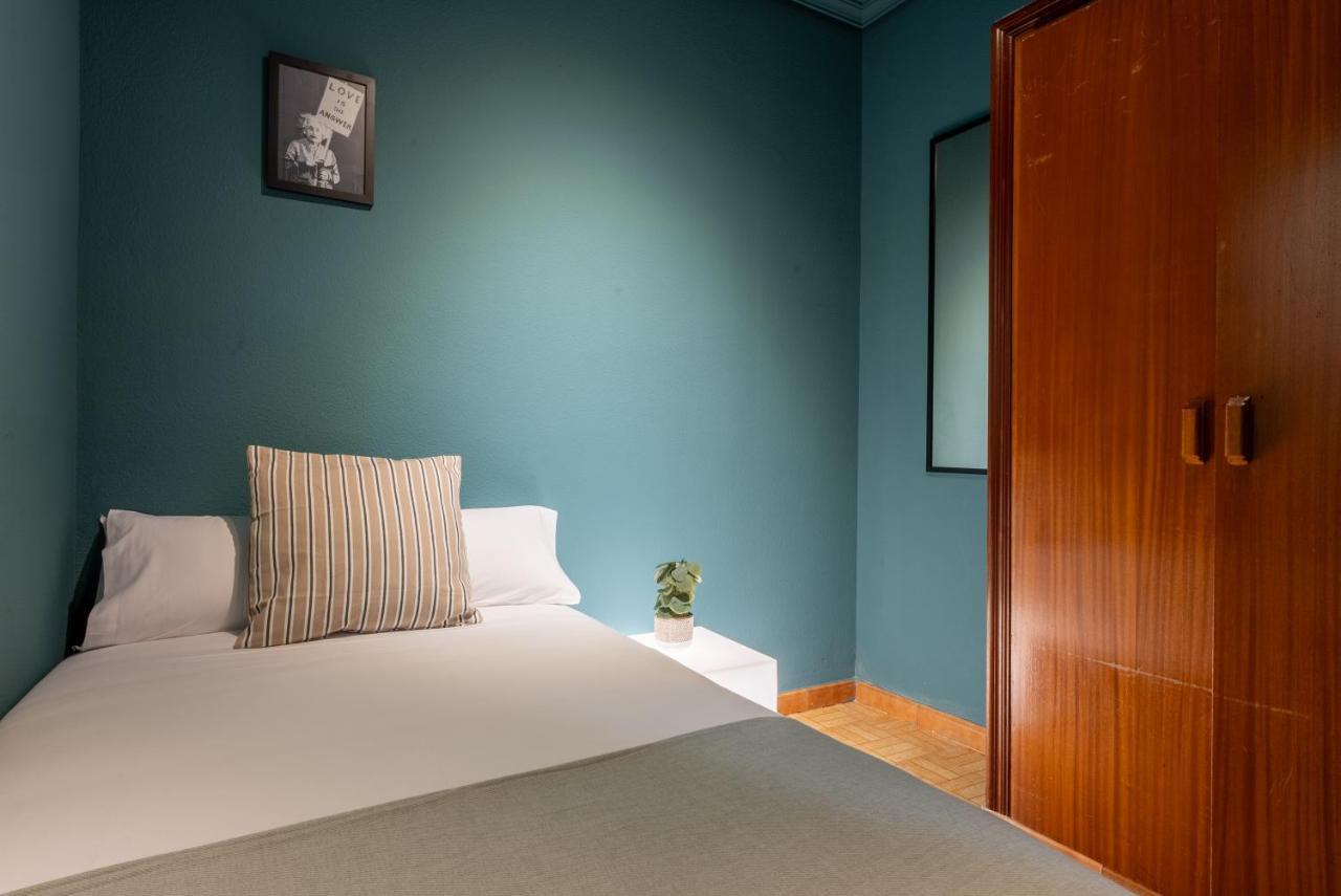 Ideal Hostel Madrid Luaran gambar