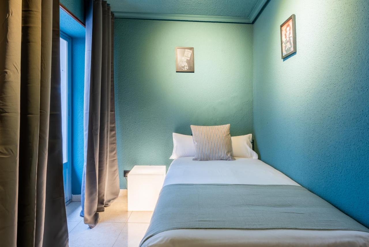 Ideal Hostel Madrid Luaran gambar
